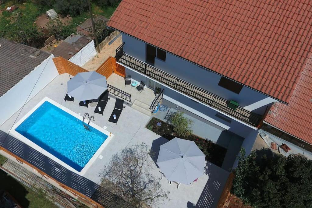 Luxury Apartment Petra With Private Pool ザダル エクステリア 写真